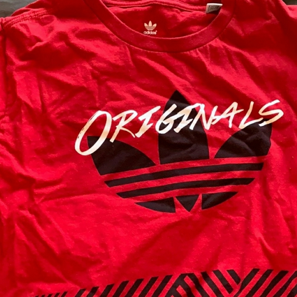 Adidas tshirt